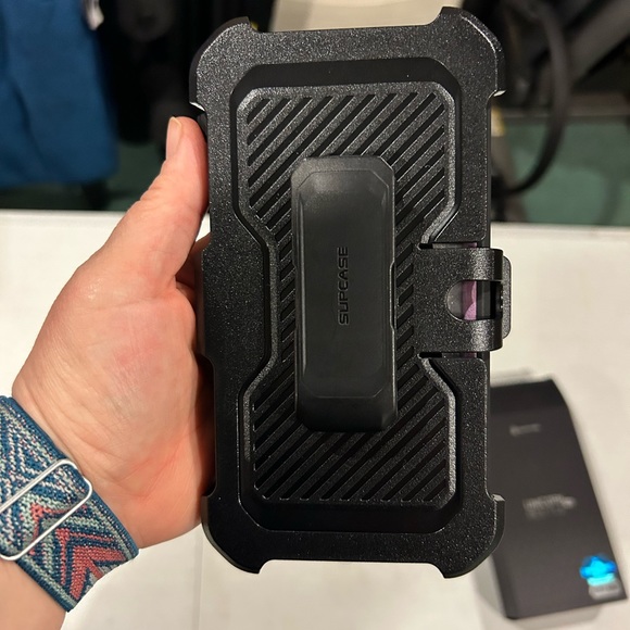 New In Box Phone case - Picture 3 of 5